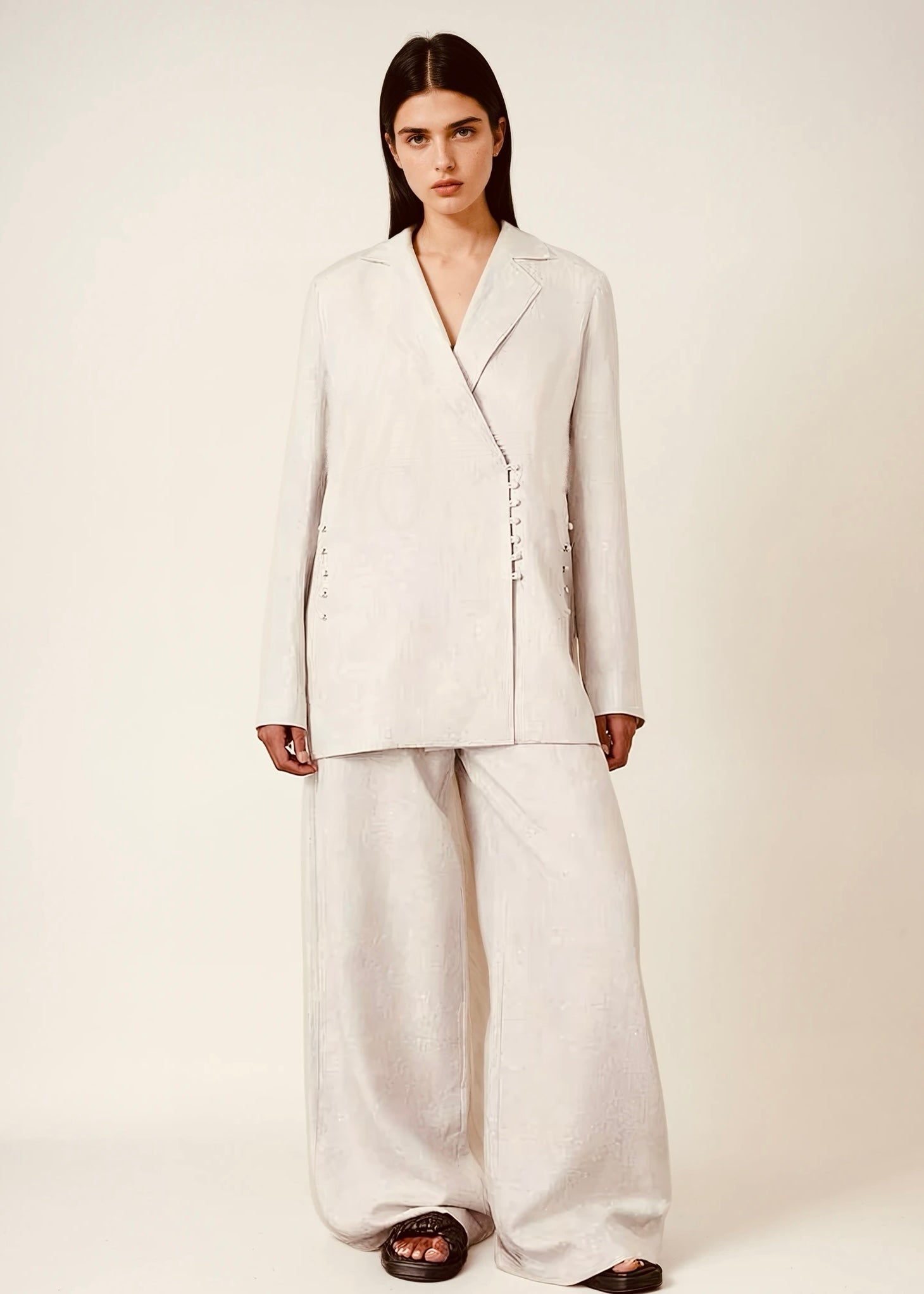 100% linen suits